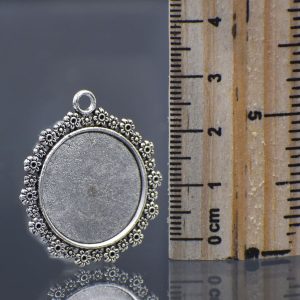 Floral Circle Silver Metal Frame