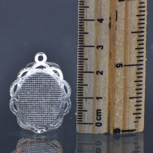 Silver Decorative Oval Metal Pendant Frame
