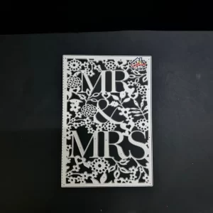 Mr & Mrs Background Die